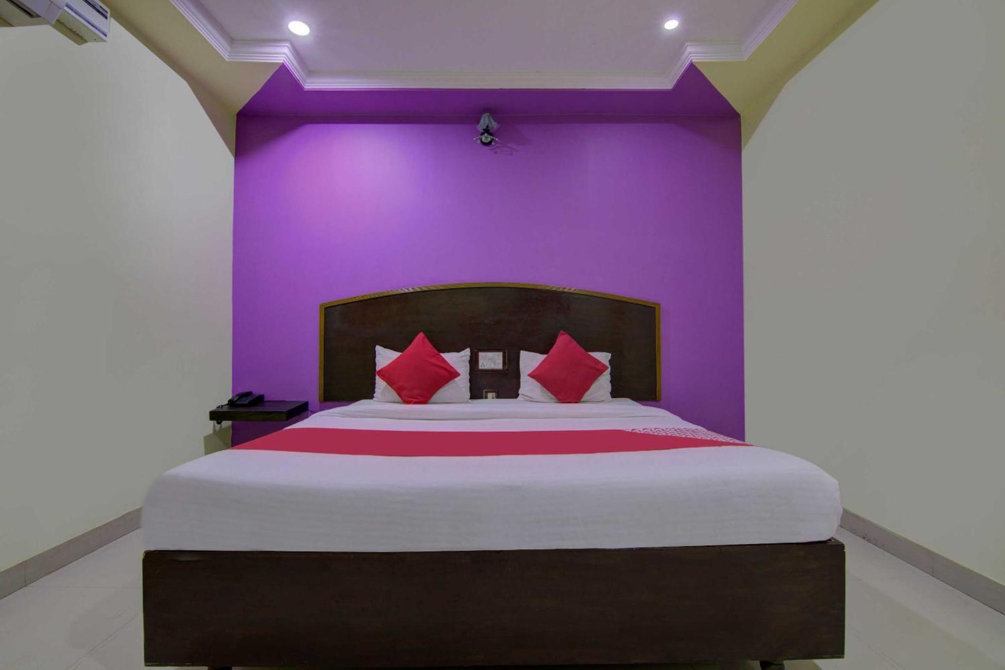 Hotel O K S N Residency Pedda Waltair Luaran gambar